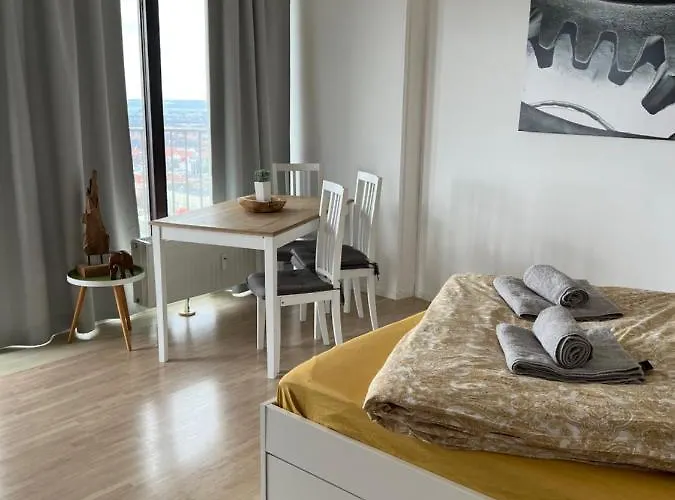 Apartmanhotel Cityapartment Im 33. Stock 3*