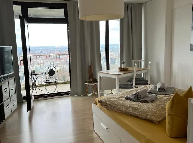 Cityapartment Im 33. Stock Apartmanhotel